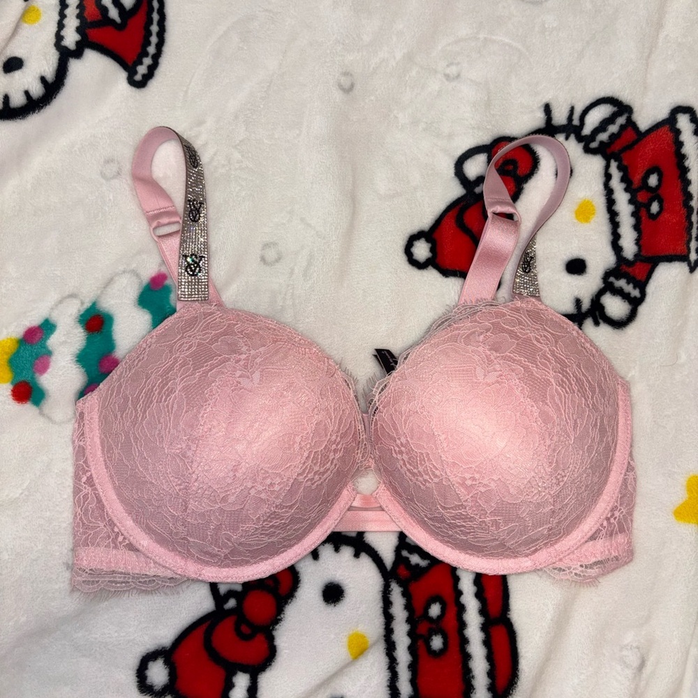 Victoria’s Secret Shine Strap Lace Push-Up Bra